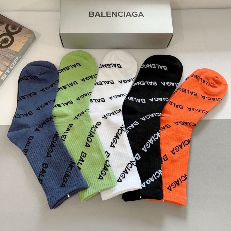 BALENCIAGA